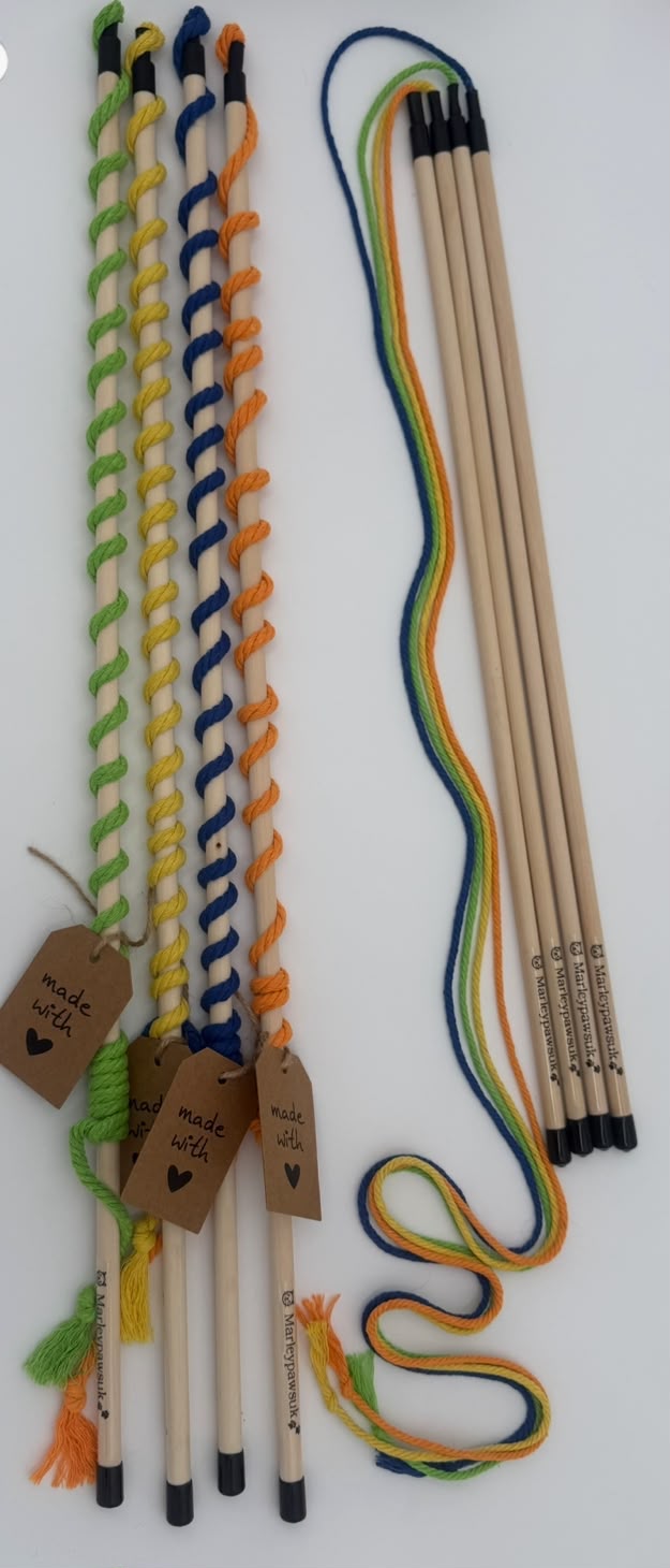 The Kitten String Thing